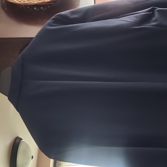 Van Heusen 48R Navy Blazer - Picture 3 of 3